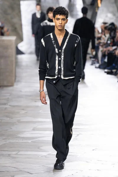 Look 43